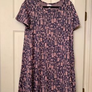 EUC M Lularoe Carly Dress